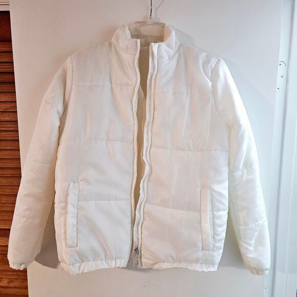 Women's/ Juniors White Puffer Jacket Size Medium - Picture 3 of 7